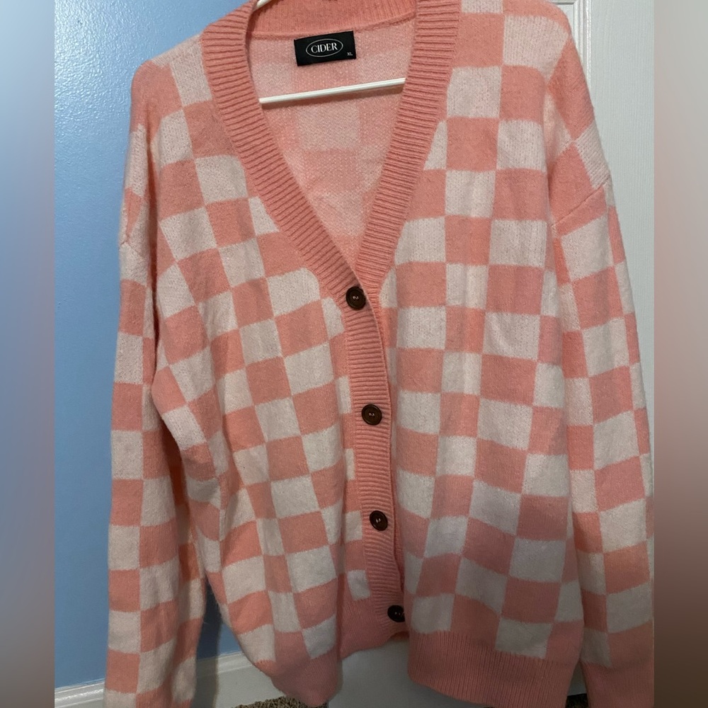 XL Cider Checkered Cardigan